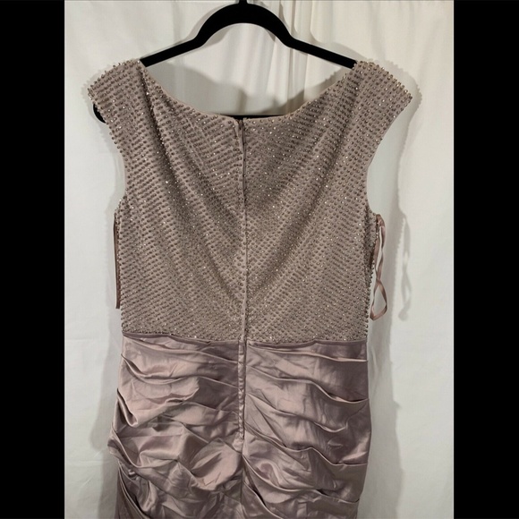 NEW La‎ Femme Beaded Top Ruched Crepe Satin Gown [SZ 14 ] - Picture 10 of 12